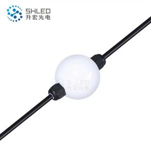 Hogyan viszonyul a LED pixelek színskálájának simasága az árukhoz?